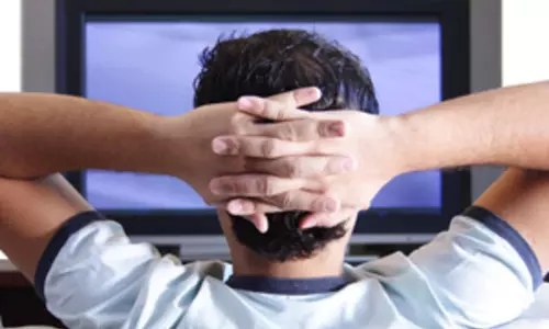 പുകവലിയേക്കാള്‍, മദ്യപാനത്തേക്കാള്‍ ഹാനികരമാണ് ഈ ‘ദുശ്ശീലം’