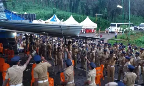 നിലക്കലില്‍ നിരോധനാജ്ഞ ലംഘിച്ച് ബി.ജെ.പി;  പ്രതിഷേധവുമായെത്തിയവരെ പൊലീസ് അറസ്റ്റ് ചെയ്തു