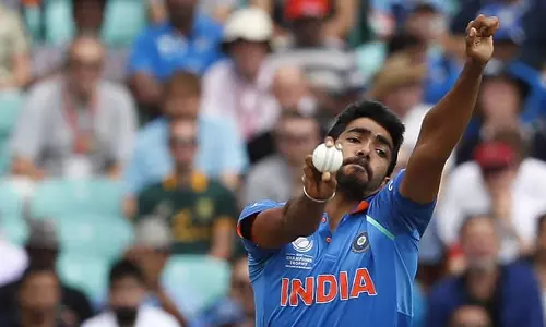 ബുംറയെ അനുകരിച്ച് അഞ്ചുവയസുകാരന്‍; കുട്ടിക്കാലം ഓര്‍മവന്നെന്ന് താരം