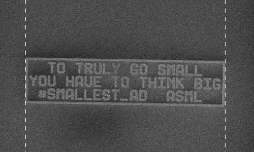 ലോകത്തിലെ ഏറ്റവും ചെറിയ ഡിജിറ്റൽ പരസ്യം കാണണോ?