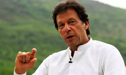 സമാധാന ചര്‍ച്ചകള്‍ക്ക് തടസ്സം നില്‍ക്കുന്നത് ഇന്ത്യ:  ഇമ്രാന്‍ ഖാന്‍   