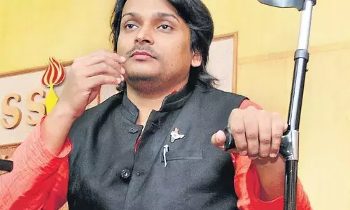 വിവാദ പരാമര്‍ശം; രാഹുല്‍ ഈശ്വറിനെതിരെ ജാമ്യമില്ലാ വകുപ്പുകള്‍ പ്രകാരം കേസെടുത്തു 