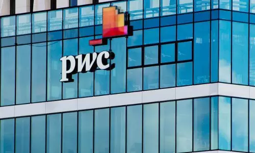 സര്‍ക്കാര്‍ കരിമ്പട്ടികയില്‍; പക്ഷേ, പി.ഡബ്ലു.സി കമ്പനി, ഇപ്പോഴും കെ ഫോൺ പദ്ധതിയുടെ കണ്‍സള്‍ട്ടന്‍റ്