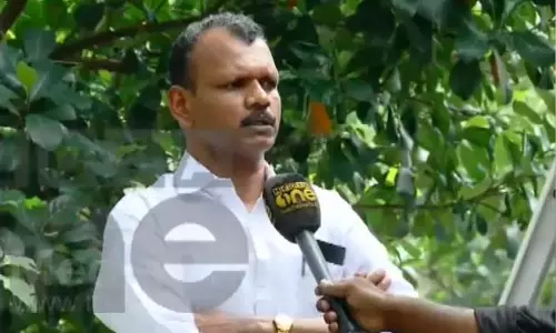 ശബരിമല; പന്തളം കൊട്ടാരത്തെ തള്ളി മലയരയ വിഭാഗം രംഗത്ത് 