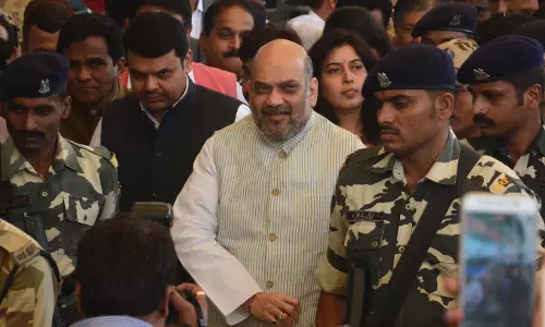 കണ്ണൂര്‍ വിമാനത്താവളത്തില്‍ ആദ്യ യാത്രക്കാരനായി അമിത് ഷാ   