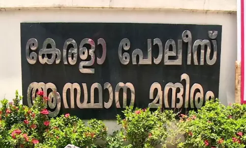 ഉത്സവകാലത്ത് സന്നിധാനത്ത് 5000 പൊലീസുകാര്‍;  ഒരു ദിവസത്തിനപ്പുറം തങ്ങാന്‍ ആരെയും അനുവദിക്കില്ല