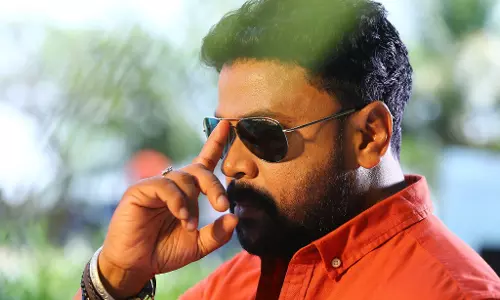 ബാലന്‍ വക്കീലായി ദിലീപ്;ബി.ഉണ്ണികൃഷ്ണന്‍ ചിത്രത്തിന്റെ പോസ്റ്റര്‍ പുറത്തുവിട്ടു