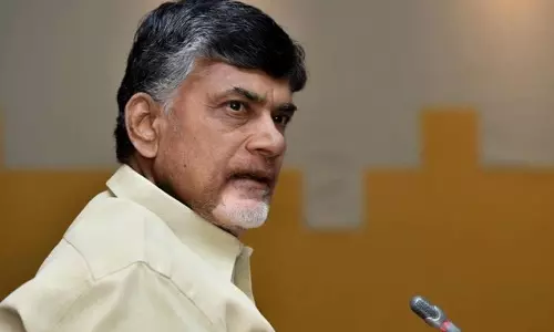 തന്റെ സര്‍ക്കാറിനെ അനാവശ്യമായി വേട്ടയാടുന്ന ബി.ജെ.പി കനത്ത വില നല്‍കേണ്ടി വരുമെന്ന് ചന്ദ്രബാബു നായിഡു