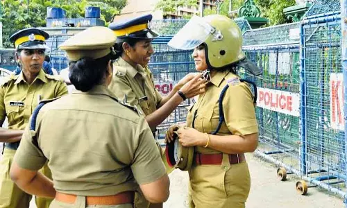 സന്നിധാനത്ത് വനിതാ പോലീസിനെ നിയോഗിക്കും