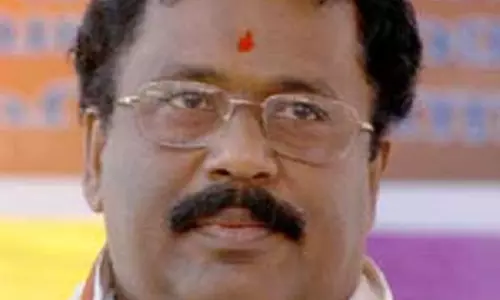 ‘ശബരിമല സുവര്ണാവസരം; ഒറ്റക്കാവില്ലെന്ന് തന്ത്രിക്ക് ഉറപ്പ് നല്കി’ ശ്രീധരന് പിള്ളയുടെ ശബ്ദരേഖ പുറത്ത് ‘ശബരിമല സുവര്ണാവസരം; ഒറ്റക്കാവില്ലെന്ന് തന്ത്രിക്ക് ഉറപ്പ് നല്കി’ ശ്രീധരന് പിള്ളയുടെ ശബ്ദരേഖ പുറത്ത്