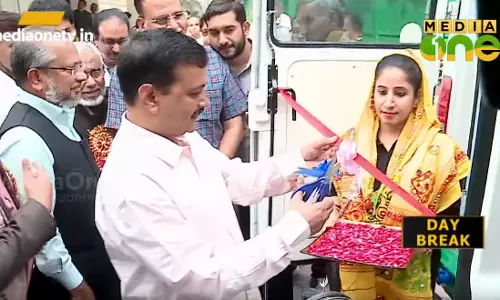 പാവപ്പെട്ടവര്‍ക്കും ആരോഗ്യ സേവനം ഉറപ്പാക്കാന്‍ സഞ്ചരിക്കുന്ന ആശുപത്രിയുമായി ഹ്യൂമൻ വെൽഫെയർ ഫൗണ്ടേഷന്‍