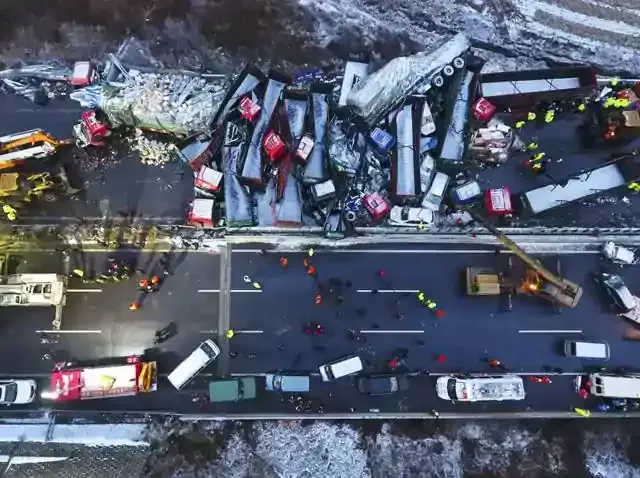 ചൈന എക്സ്പ്രസ് ഹൈവേ വാഹനാപകടം: മരിച്ചവരുടെ എണ്ണം 15 ആയി