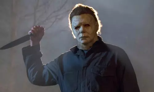 തുടര്‍ച്ചയായ രണ്ടാം വാരവും അമേരിക്കന്‍ ബോക്സ് ഓഫീസ് കീഴടക്കി ഹൊറര്‍ ചിത്രം ഹാലോവീന്‍