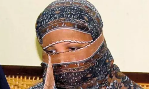 പ്രവാചക നിന്ദ; വധശിക്ഷക്ക് വിധിച്ച സ്ത്രീയെ വെറുതെവിട്ടതിനെ തുടര്ന്നുണ്ടായ പ്രക്ഷോഭം അവസാനിച്ചു പ്രവാചക നിന്ദ; വധശിക്ഷക്ക് വിധിച്ച സ്ത്രീയെ വെറുതെവിട്ടതിനെ തുടര്ന്നുണ്ടായ പ്രക്ഷോഭം അവസാനിച്ചു