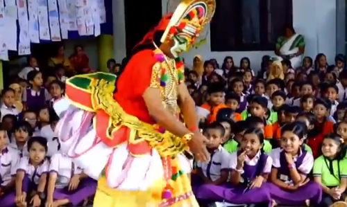 വിദ്യാര്‍ഥികള്‍ക്ക് കേരള കലകളുടെ മേളം ഒരുക്കി ചന്തേര ഇസ്സത്തുൽ ഇസ്‌ലാം എ.എൽ.പി സ്‌കൂള്‍