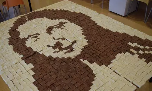 2000 ബ്രഡ് കഷണങ്ങളില്‍ മൊണാലിസ തെളിഞ്ഞപ്പോള്‍