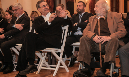 “ഞാന്‍ നിങ്ങളുടെ ചിത്രങ്ങള്‍ ഇഷ്ടപ്പെടുന്നു. കാരണം അവ മനോഹരമാണ്”