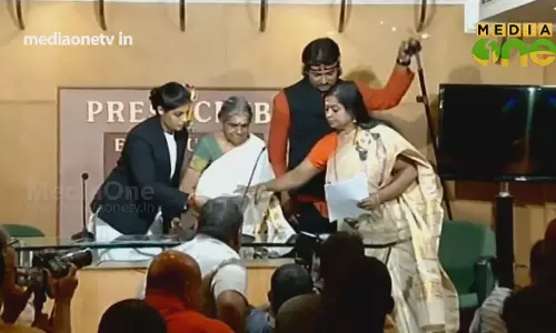 PoliMix | ‘അമിട്ട് ഉള്ളി ഒട്ടകം തക്കാളി ജ്യൂസ് ഈ നാല് പേരാണ് ചേട്ടന്റെ ഹീറോസ് ‘ | Episode 666 PoliMix | ‘അമിട്ട് ഉള്ളി ഒട്ടകം തക്കാളി ജ്യൂസ് ഈ നാല് പേരാണ് ചേട്ടന്റെ ഹീറോസ് ‘ | Episode 666