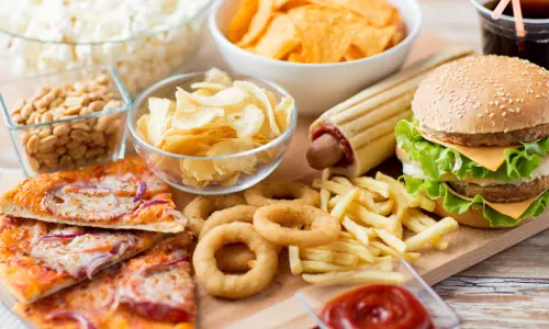 കാലം മാറി...മലയാളിയുടെ തീന്മേശയിലെ വിഭവങ്ങളും മാറി കാലം മാറി...മലയാളിയുടെ തീന്മേശയിലെ വിഭവങ്ങളും മാറി