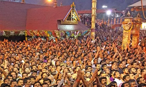 ശബരിമലയിലെ പൊലീസ് നിയന്ത്രണങ്ങള്‍ നീക്കിയതായി ദേവസ്വം ബോര്‍ഡ്