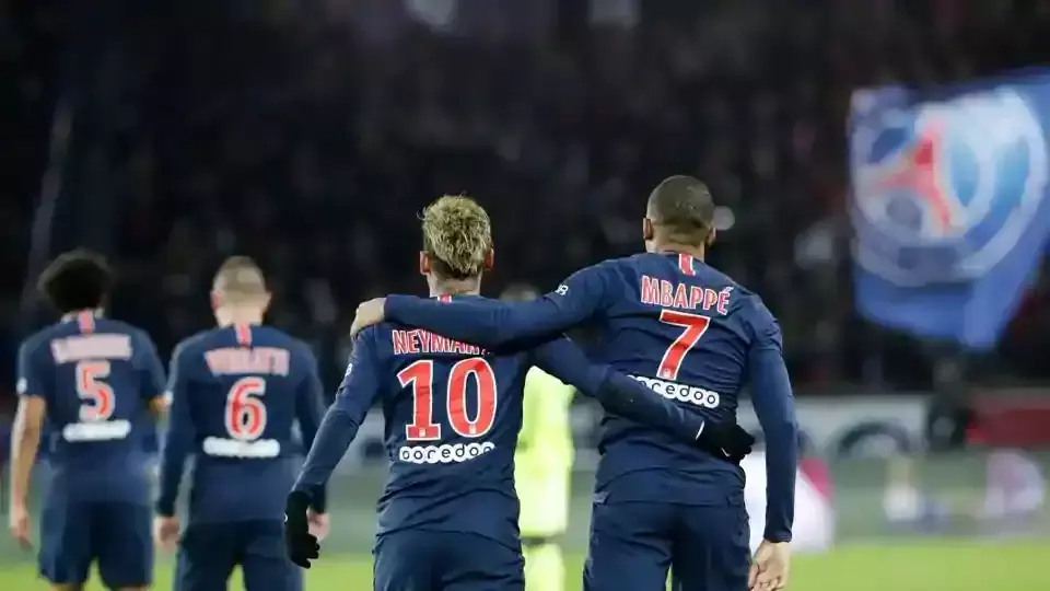 58 വര്‍ഷം പഴക്കമുള്ള റെക്കോര്‍ഡ് തകര്‍ത്ത് പി.എസ്.ജി 