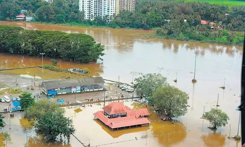 അതീവദുരന്ത സാധ്യതയുള്ള സ്ഥലങ്ങളില്‍ വികസനപ്രവര്‍ത്തനങ്ങള്‍ക്ക് നിയന്ത്രണം വേണമെന്ന് റിപ്പോര്‍ട്ട്
