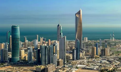 കുവൈത്തിൽ വിദേശ തൊഴിലാളികളുടെ തൊഴിൽ മാറ്റത്തിന് മാൻ പവർ അതോറിറ്റിയുടെ  പുതിയ നിബന്ധനകള്‍