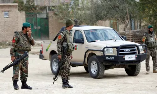 അഫ്ഗാനിലെ പല സ്ഥലങ്ങളിലും നിയന്ത്രണം നഷ്ടപ്പെട്ട് സര്‍ക്കാര്‍ 