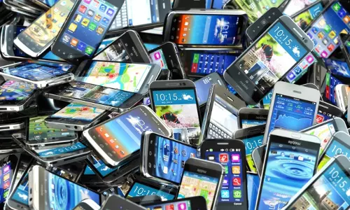 ലോകത്തില്‍ ഏറ്റവും കൂടുതല്‍ വിറ്റഴിക്കപ്പെട്ട മൊബൈല്‍ ഫോണ്‍ ഏത്? 