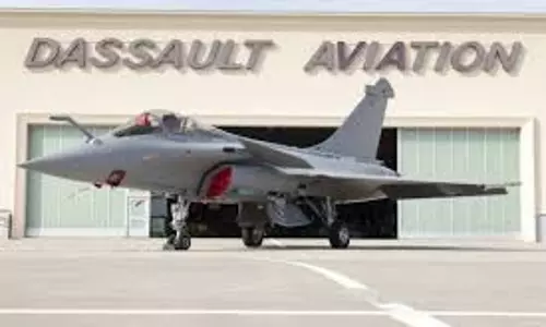 റഫാലില്‍ കേന്ദ്രം വിവരങ്ങള്‍ മറച്ച് വെക്കുന്നുവെന്ന് കോണ്‍ഗ്രസ്