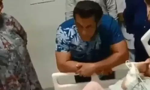 കാന്‍സര്‍ ബാധിതയായ കുട്ടിയെ സന്ദര്‍ശിച്ച് സല്‍മാന്‍ ഖാന്‍