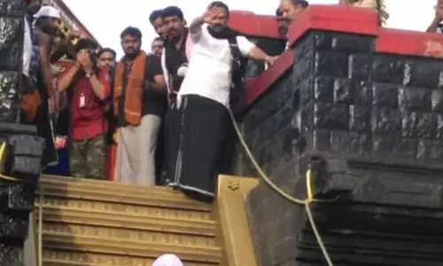 വത്സന്‍ തില്ലങ്കേരി ഇരുമുടിക്കെട്ടില്ലാതെ പതിനെട്ടാംപടിയില്‍:  അന്വേഷിക്കുമെന്ന് ദേവസ്വം ബോര്‍ഡ് 