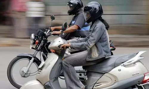 ഹെല്‍മെറ്റ് പൊലീസിന്റെ പിഴയില്‍ നിന്ന് രക്ഷപ്പെടാന്‍ മാത്രമോ?