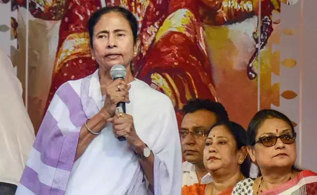 ‘വര്‍ഗീയതയില്‍ പടുത്തുയര്‍ത്തിയ പാര്‍ട്ടിയാണത്’; ബി.ജെ.പിക്കെതിരെ ആഞ്ഞടിച്ച് മമതാ