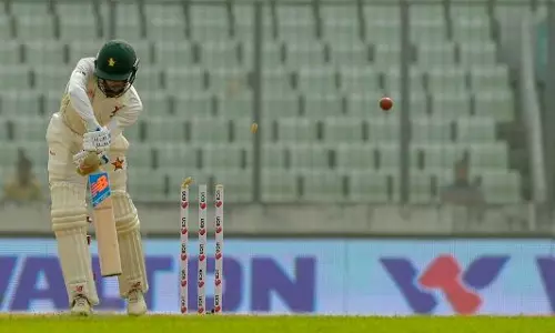 ആദ്യ ടെസ്റ്റില്‍ തോറ്റതിന് തിരിച്ചടിച്ച് ബംഗ്ലാദേശ് 