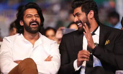 വിടില്ല ഞാന്‍...ജൂനിയര്‍ എന്‍.ടി.ആറിനെ കെട്ടിപ്പിടിക്കുമ്പോഴും പല്‍വാല്‍ ദേവനെ ചേര്‍ത്തു പിടിച്ച് ബാഹുബലി