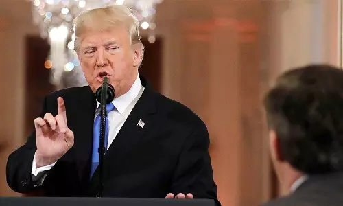 ചോദ്യം ഇഷ്ടപ്പെട്ടില്ല; മാധ്യമ പ്രവര്‍ത്തകരുമായി കൊമ്പ് കോര്‍ത്ത് ട്രംപ്, സി.എന്‍.എന്‍ പ്രതിനിധിയുടെ പ്രസ് പാസ് റദ്ദാക്കി  