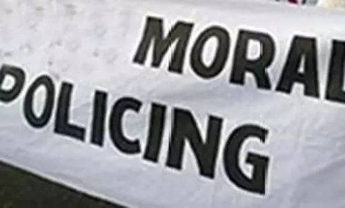 പാലക്കാട്  ഓട്ടോ ഡ്രൈവറുടെ മരണം: സദാചാര കൊലപാതകമെന്ന് സൂചന