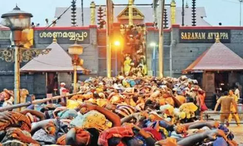 ശബരിമലയിൽ ചിലർക്ക് സ്വകാര്യ താൽപര്യങ്ങളുണ്ടെന്ന് ഹൈക്കോടതി