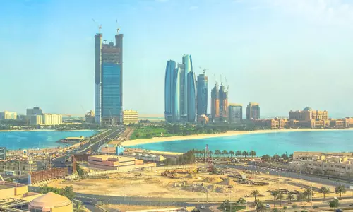 പൊതുസ്ഥലങ്ങളില്‍ പരസ്യ ബോര്‍ഡുകള്‍ സ്ഥാപിക്കുന്നതിന് മസ്ക്കത്തില്‍ വിലക്ക്