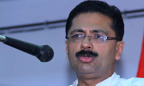 കെ.ടി ജലീലിനെതിരെ പുതിയ ആരോപണം;ഓഫ് ക്യാമ്പസ് തുടങ്ങാന്‍ വഴിവിട്ട് അനുമതി നല്‍കി