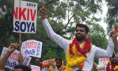 വ്യാജസര്‍ട്ടിഫിക്കറ്റ്; പ്രതിഷേധം ശക്തമാക്കി എന്‍.എസ്.യു.ഐ