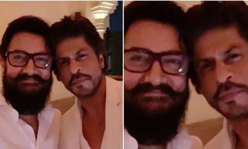 ‘ഒരു മോശം സിനിമ വന്നെന്ന് കരുതി ആ നടന് ചെയ്ത നല്ല സിനിമകളെ മറക്കരുത്’ ആമീറിനെ വിമര്ശിക്കുന്നവര്ക്കെതിരെ ഷാരൂഖ് ഖാന് ‘ഒരു മോശം സിനിമ വന്നെന്ന് കരുതി ആ നടന് ചെയ്ത നല്ല സിനിമകളെ മറക്കരുത്’ ആമീറിനെ വിമര്ശിക്കുന്നവര്ക്കെതിരെ ഷാരൂഖ് ഖാന്