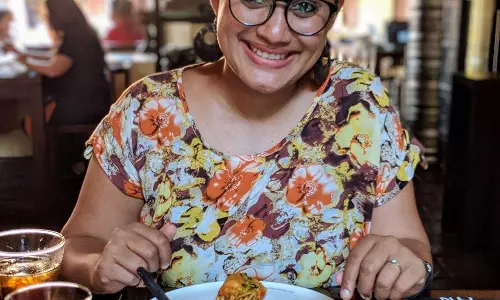 ‘ശബരിമലയില്‍ ഞങ്ങളെ തടഞ്ഞത് ഇയാളാണ്’ വനിതാ മതില്‍ കണ്‍വീനര്‍ക്കെതിരെ മാധ്യമപ്രവര്‍ത്തക 