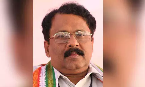 വിവാദപ്രസംഗത്തിന്റെ വീഡിയോ ഹാജരാക്കി; തന്ത്രിയുമായി സംസാരിച്ചെന്ന് ഹൈക്കോടതിയില്‍ ശ്രീധരന്‍ പിള്ള