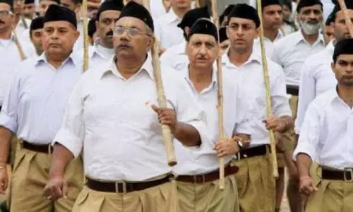 മധ്യപ്രദേശില് അധികാരത്തില് വന്നാല് ‘ആര്.എസ്.എസ് ശാഖകള്’ നിരോധിക്കുമെന്ന് കോണ്ഗ്രസ് മധ്യപ്രദേശില് അധികാരത്തില് വന്നാല് ‘ആര്.എസ്.എസ് ശാഖകള്’ നിരോധിക്കുമെന്ന് കോണ്ഗ്രസ്