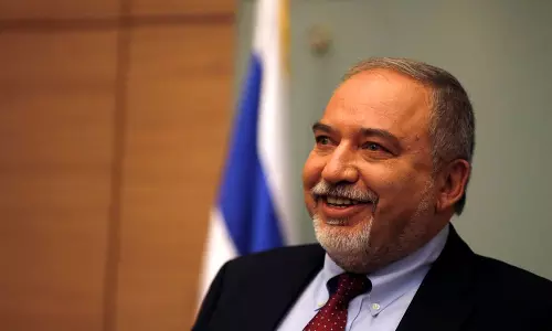 ഇസ്രയേല്‍ പ്രതിരോധമന്ത്രി രാജി വെച്ചു