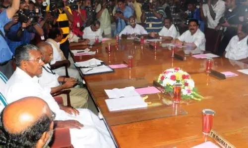 ഇ.പി ജയരാജനു പിന്നാലെ കെ.ടി ജലീലും: ബന്ധുനിയമന വിവാദമൊഴിയാതെ എൽ.ഡി.എഫ്