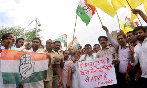 മധ്യപ്രദേശ് പിടിക്കാന്‍ കര്‍ഷകര്‍ക്കൊപ്പം കൂടി കോണ്‍ഗ്രസ്