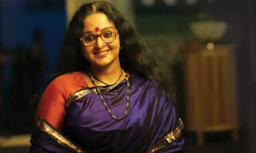 വേഷത്തിലും ഭാവത്തിലും ആമിയായി ഒരു കൊച്ചുമിടുക്കി;ആശംസകളുമായി മഞ്ജു വാര്യര്‍